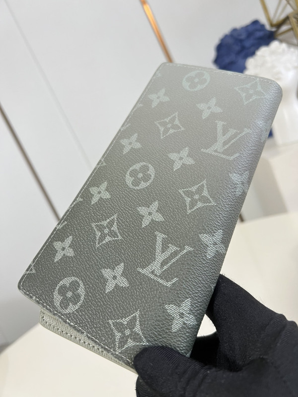 l0*is V*t0n brazza wallet-10*19*2cm