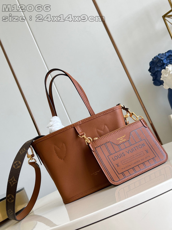 l0*is V*t0n neverfull bandoulière inside out bb