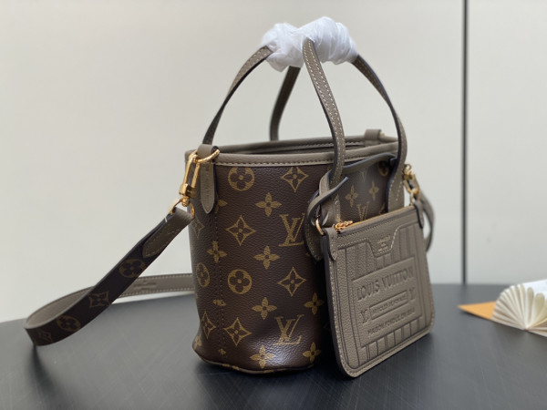 l0*is V*t0n neverfull bandoulière inside out bb