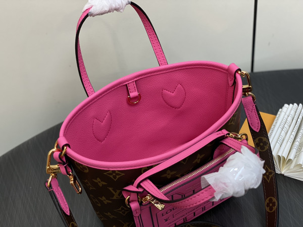l0*is V*t0n neverfull bandoulière inside out bb