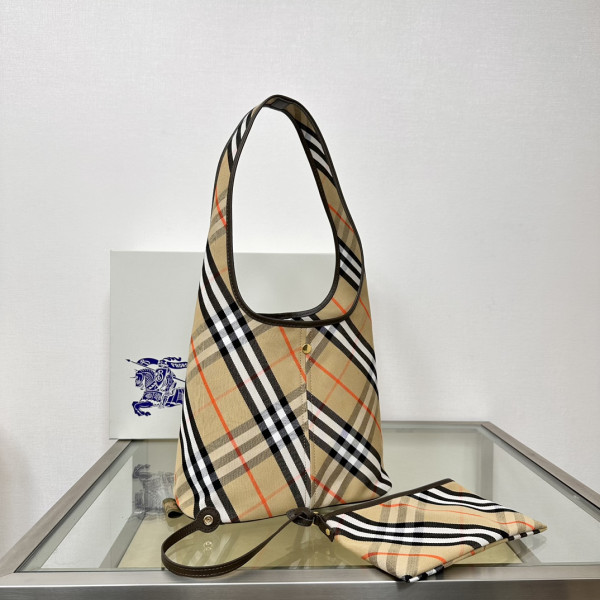 B**rry small check shoulder bag