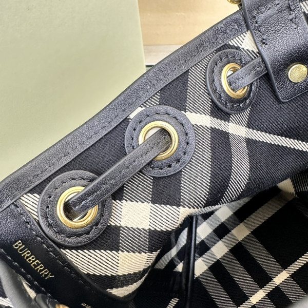 B**rry mini check drawstring pouch