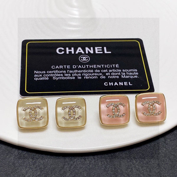 CL EARRINGS