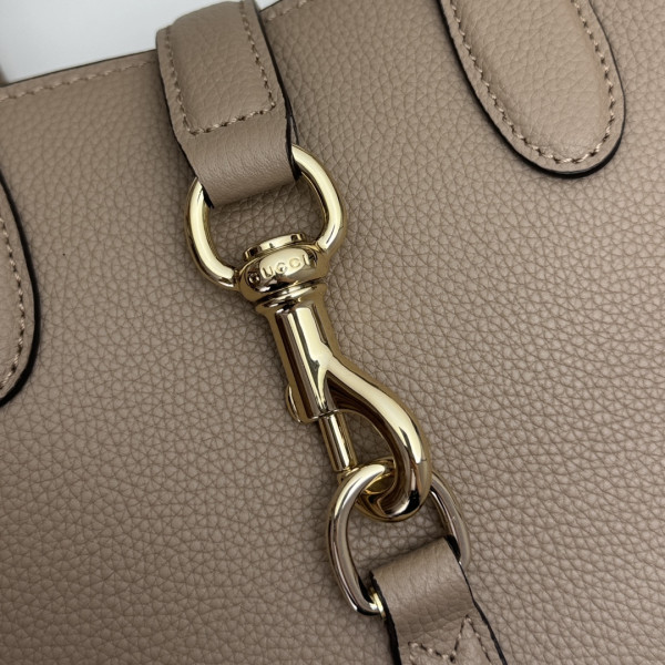 G*u*i small tote bag with hook closure