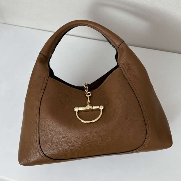 G*u*i softbit maxi shoulder bag