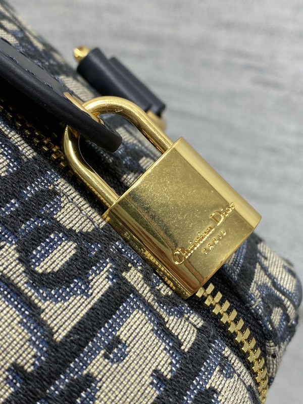 Diro Groove 25 bag