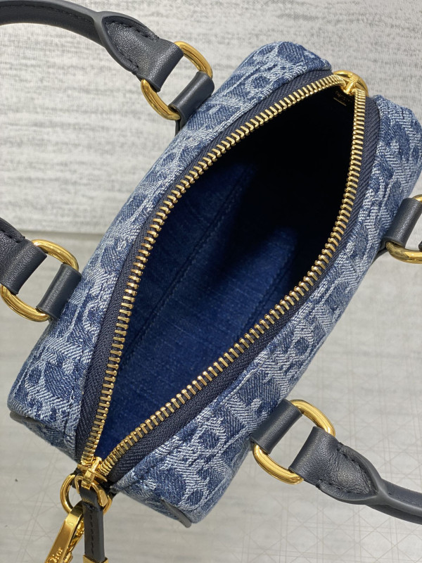 Diro Groove 17 Nano Bag