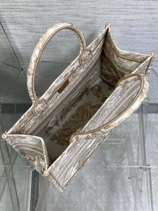 MEDIUM DIRO BOOK TOTE-36.5X27.5X16.5CM