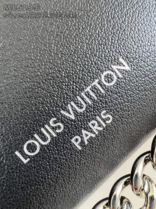 l0*is V*t0n side trunk vibe mm - 23.5*16*8.5cm